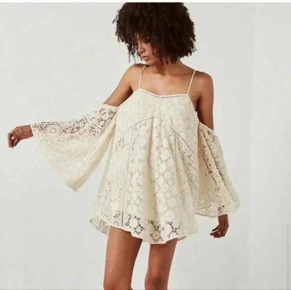 Spell and the Gypsy Imperial Lace Mini Dress size Small - Picture 3 of 8